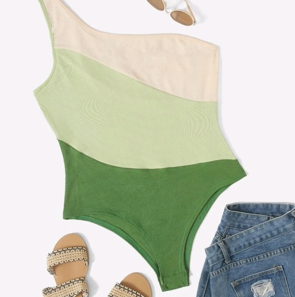 💜5 for 20$💜 SHEIN Colorblock One Shoulder Bodysuit